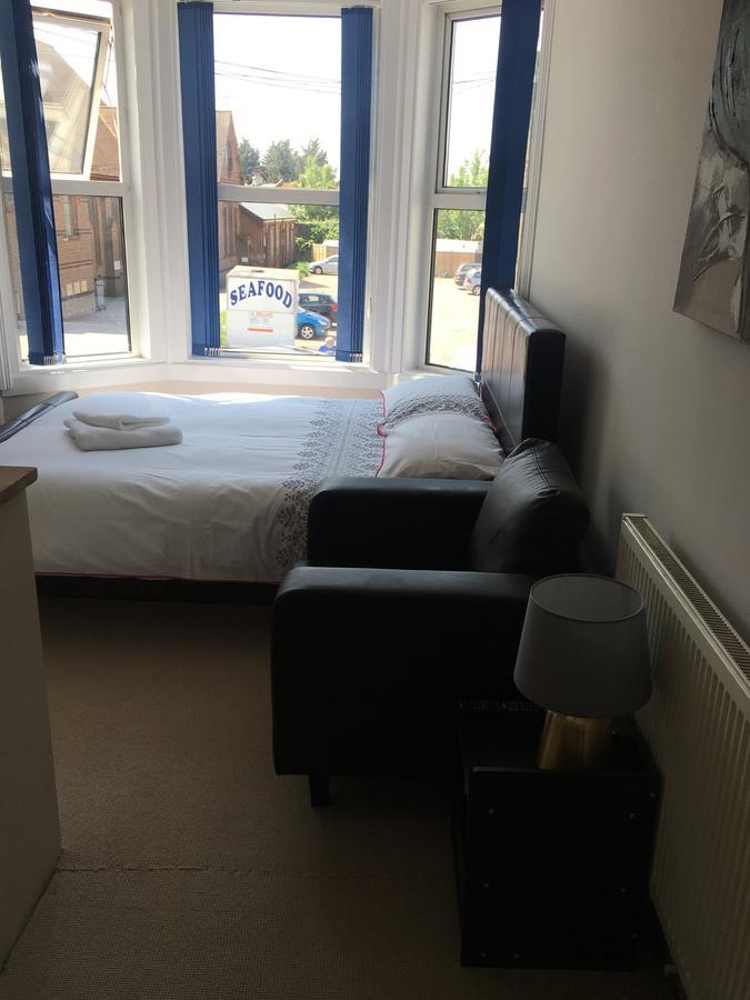 Elris Essex House Clacton-on-Sea Exterior photo